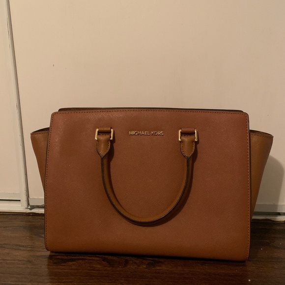 Michael Kors Satchel - Picture 1 of 4